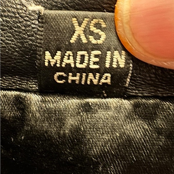 Andrew Marc genuine Black Leather Jacket no belt size XS - Picture 4 of 7